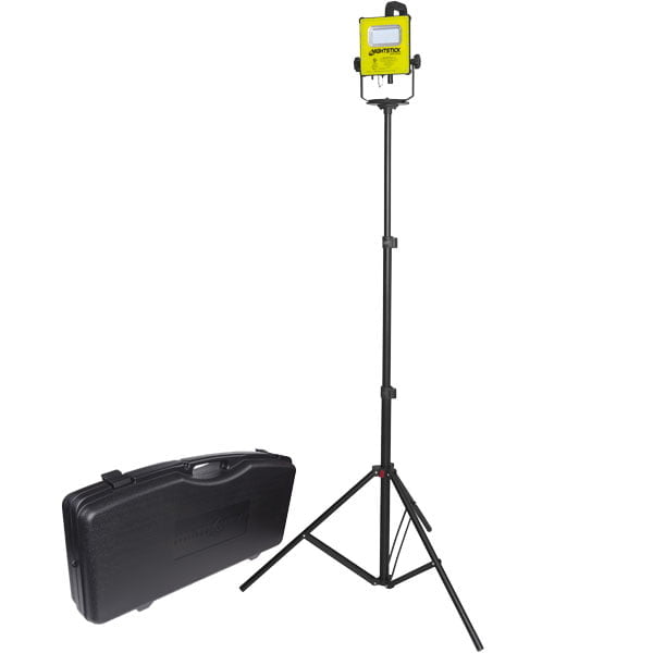 ‼️SWIX Star Ultra Light Performance ストック‼️ Nightstick XPR-5592GCX Intrinsically Safe Rechargeable LED Scene Light