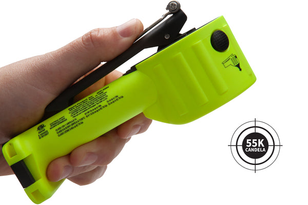 A hand holds the Nightstick XPP-5564GXA INTRANT® DUO IS Dual-Light Angle Light. A target reticle with "55K CANDELA" highlights its impressive power and versatility.